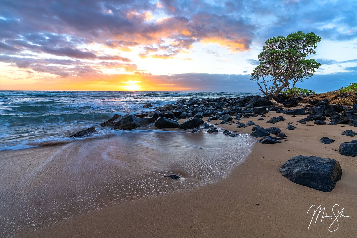 Hawaiian Sunrise at Lydgate State Park on Kauai