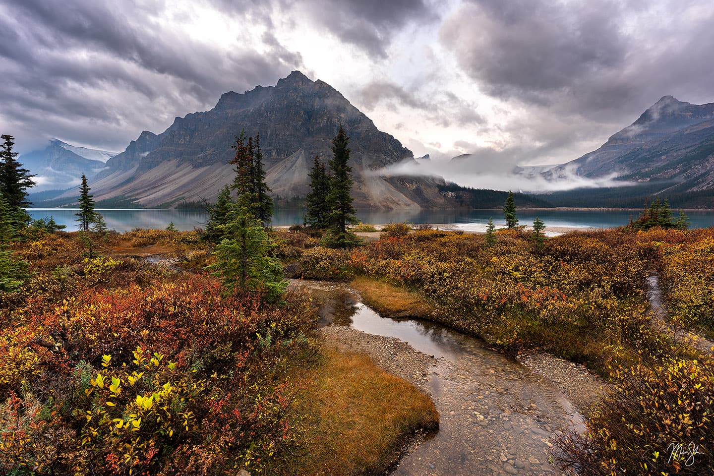 Autumn at Bow Lake - Bow Lake, Banff National Park, Alberta, Canada