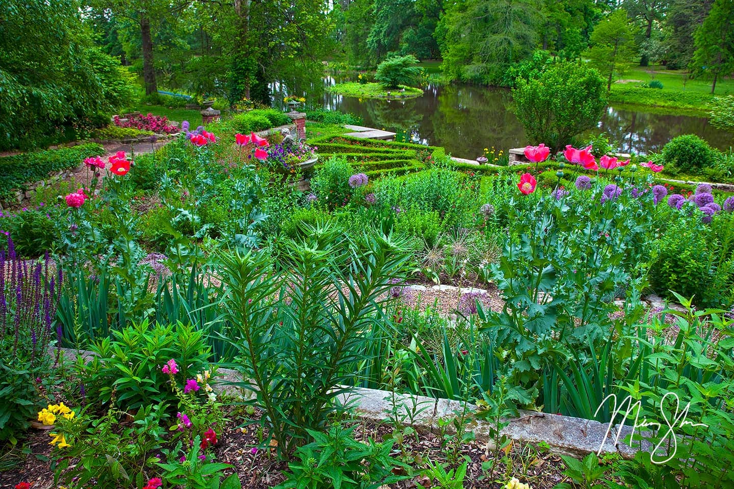 Bartlett Arboretum Gardens - Bartlett Arboretum, Belle Plaine, Kansas