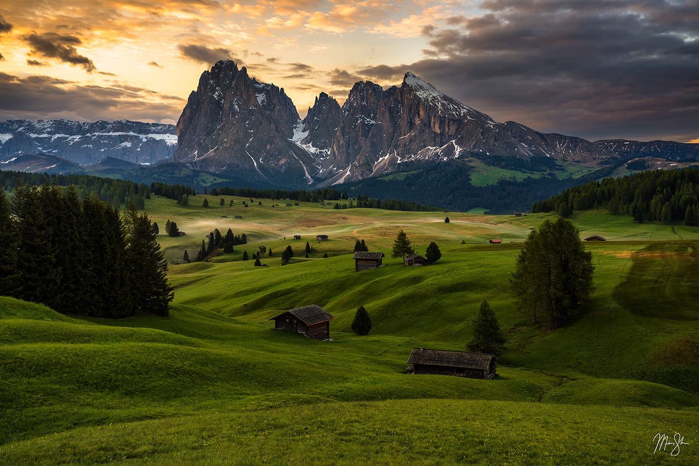 Daybreak at Alpe di Siusi - Alpe di Siusi, Dolomites, Italy