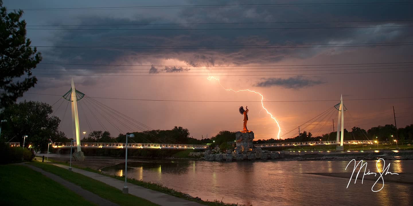 Keeper of the Plains Lightning Bolt - Keeper of the Plains, Wichita, Kansas