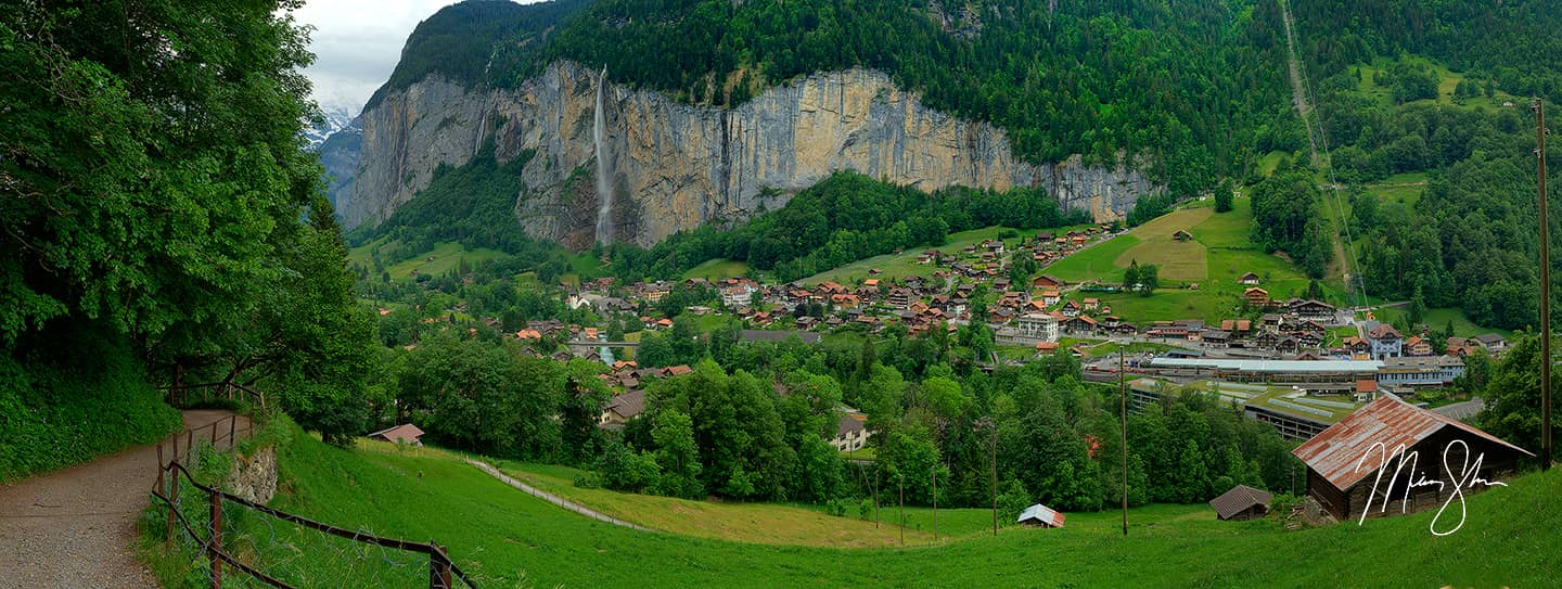 Lauterbrunnen Panorama - Lauterbrunnen, Switzerland