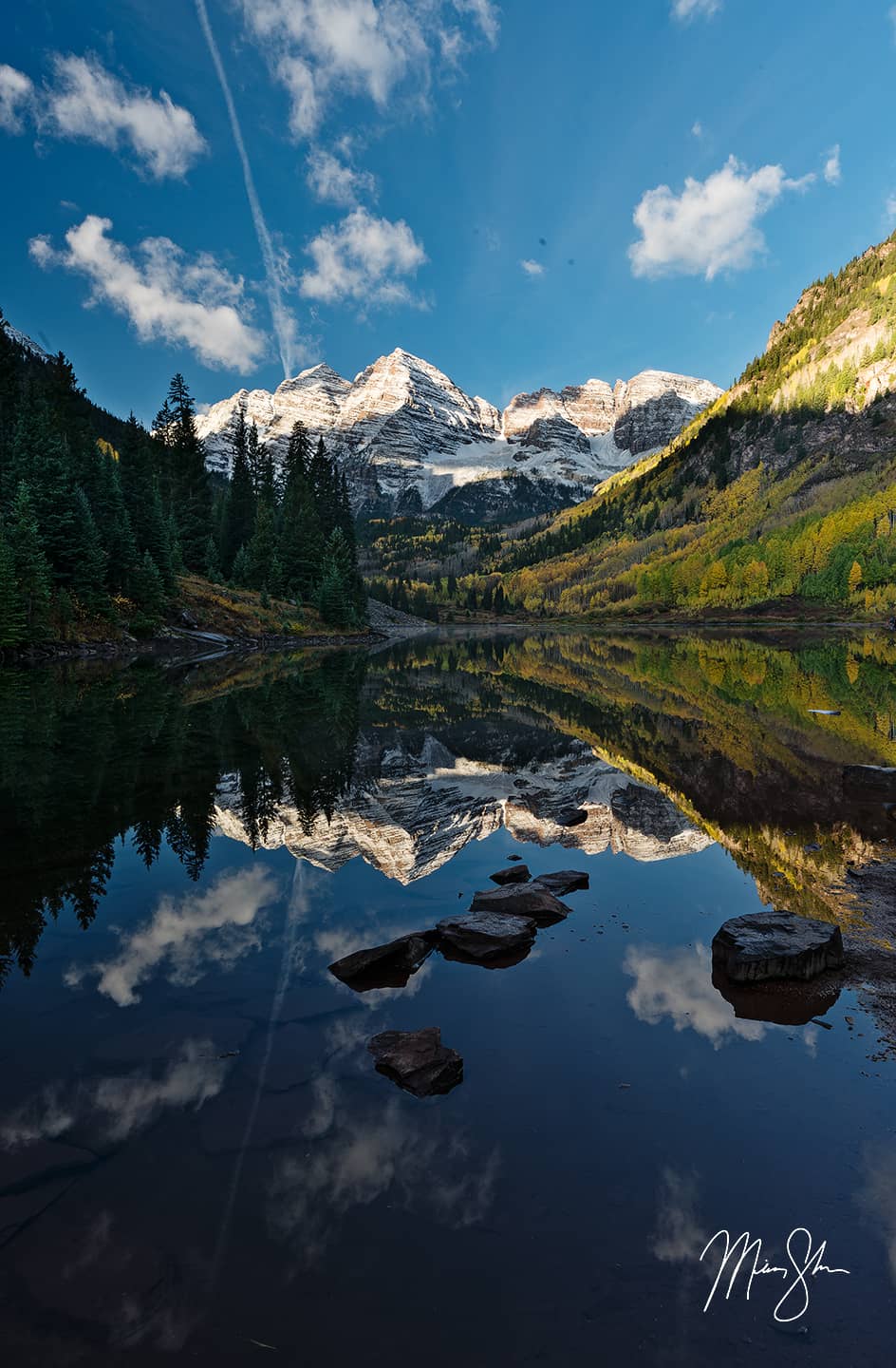 Reflective Maroon Bells in the Autumn - Maroon Bells, Colorado