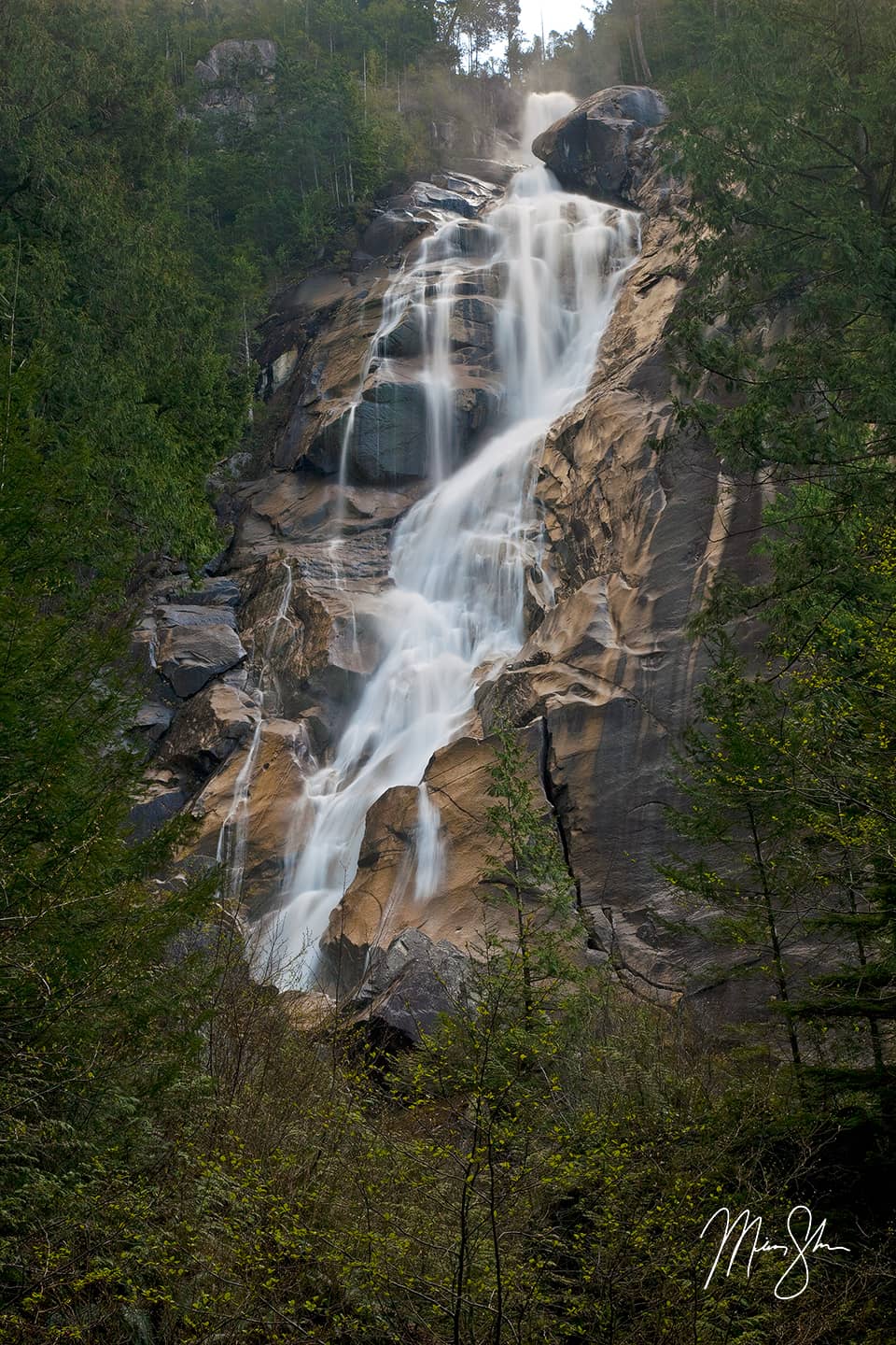 Shannon Falls - Shannon Falls, British Columbia, Canada