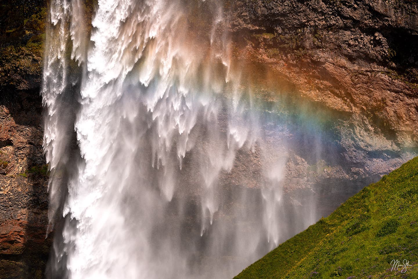 Spray - Seljalandsfoss, Iceland