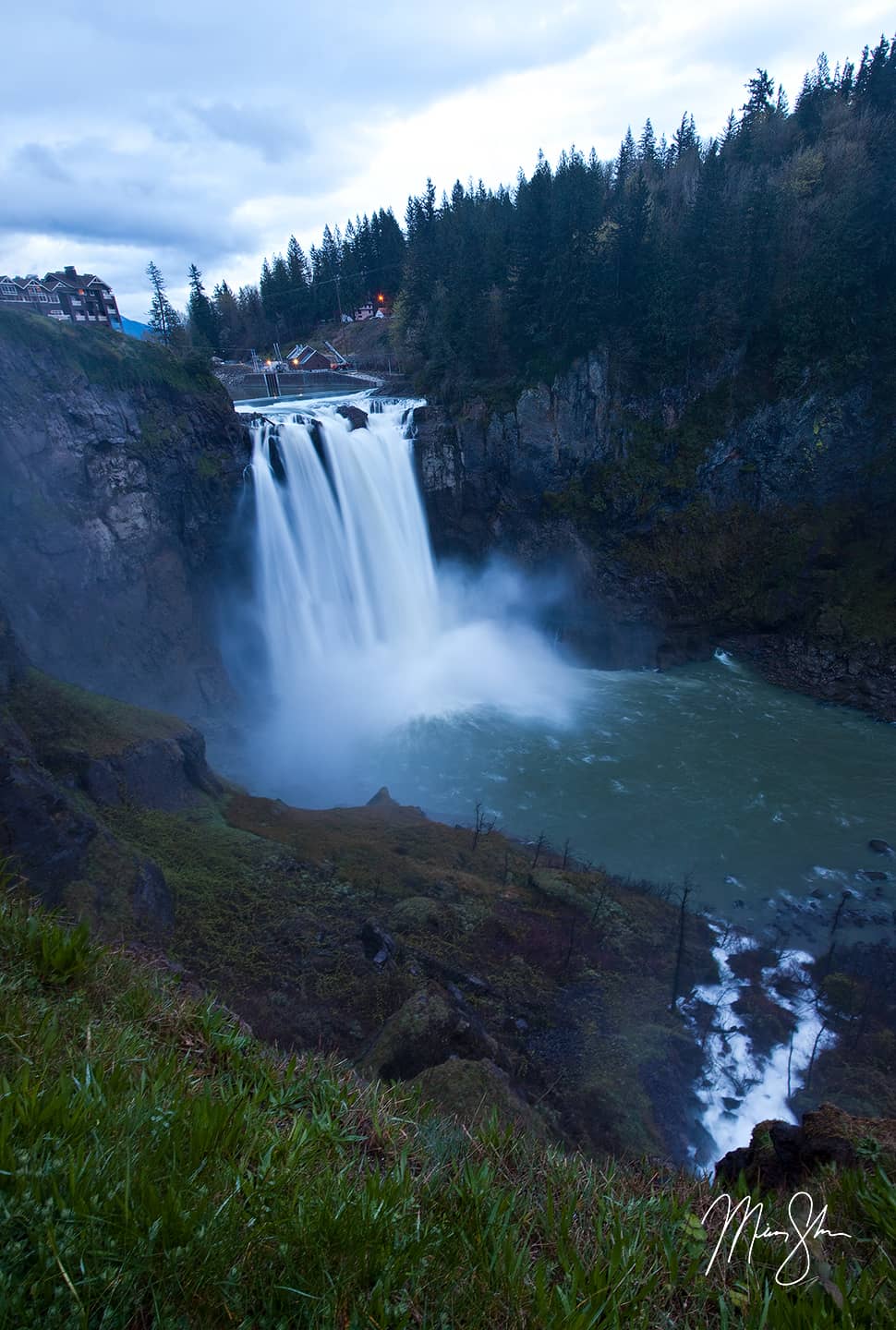 Spring at Snoqualmie Falls