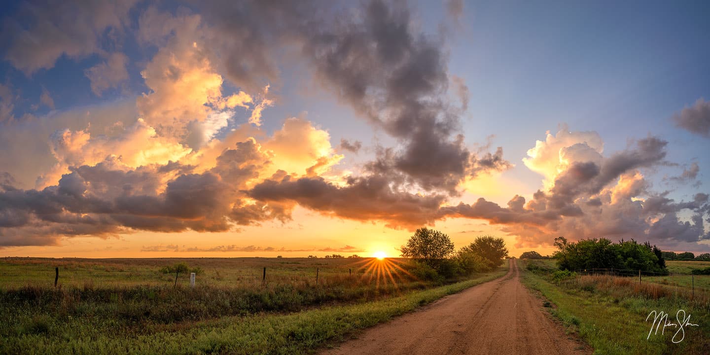 Stormburst - Near Kingman, Kansas