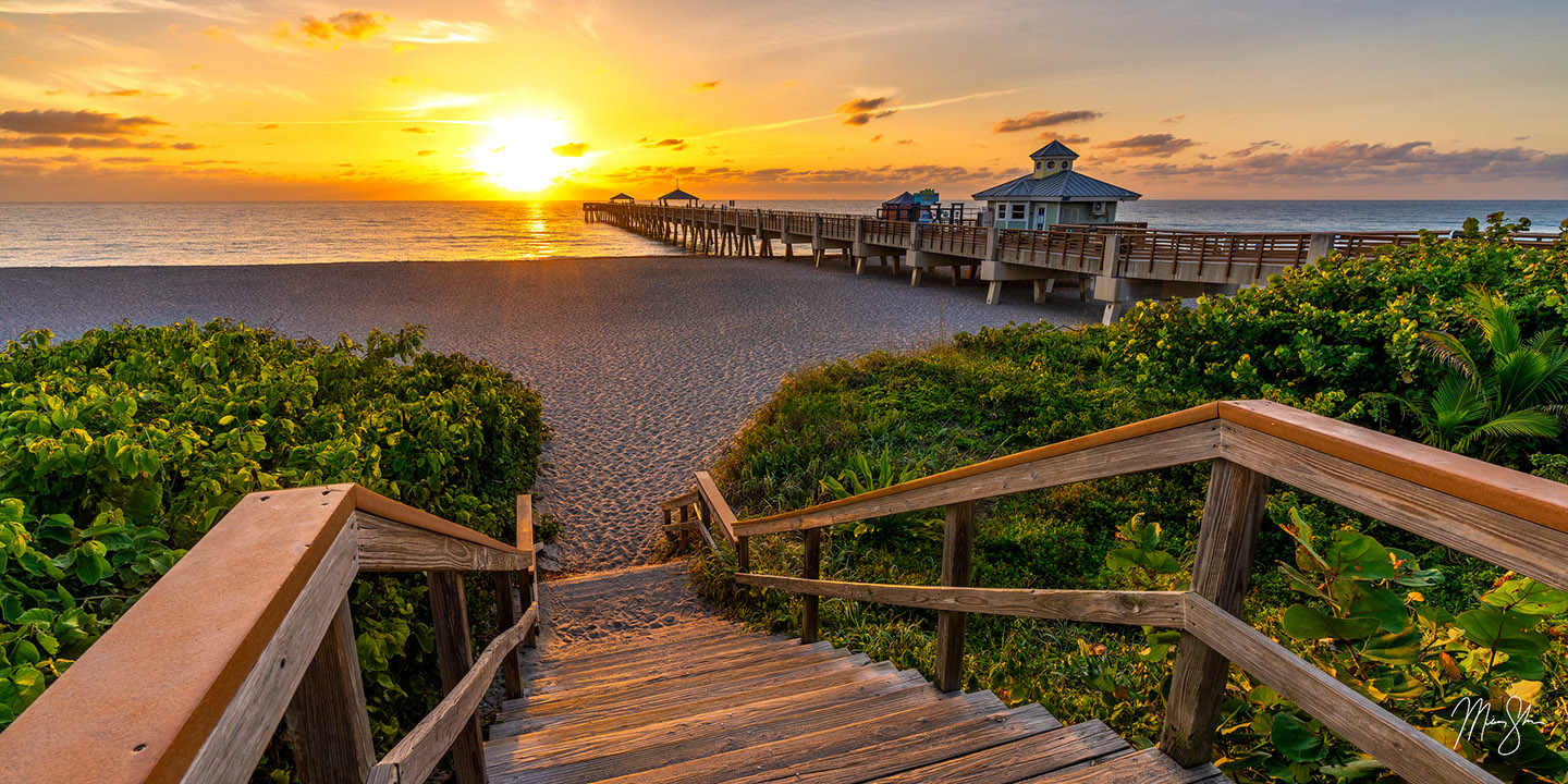 Sunrise over Juno Beach Pier - Juno Beach Pier, Jupiter, Florida