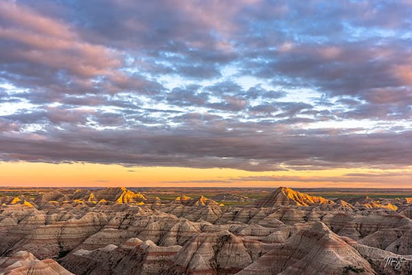Badlands Pastel Summer Sunset
