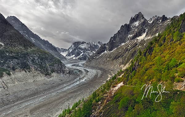 Mer De Glace: The Frozen Road