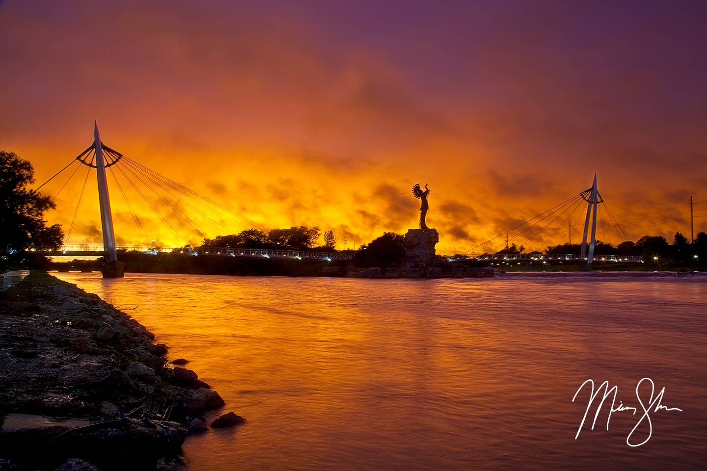 Vivid Keeper of the Plains Sunset - Keeper of the Plains, Wichita, Kansas