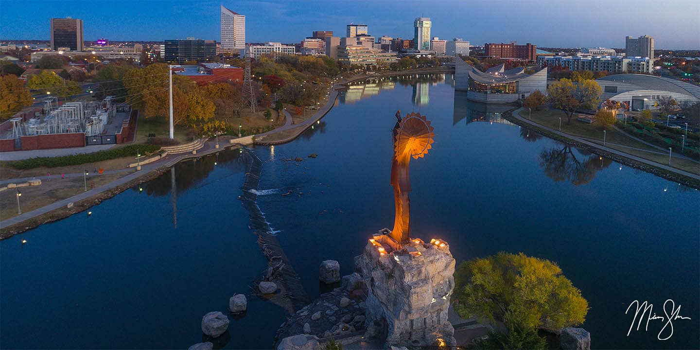 Wichita Photography: The Keeper of the Plains at sunset