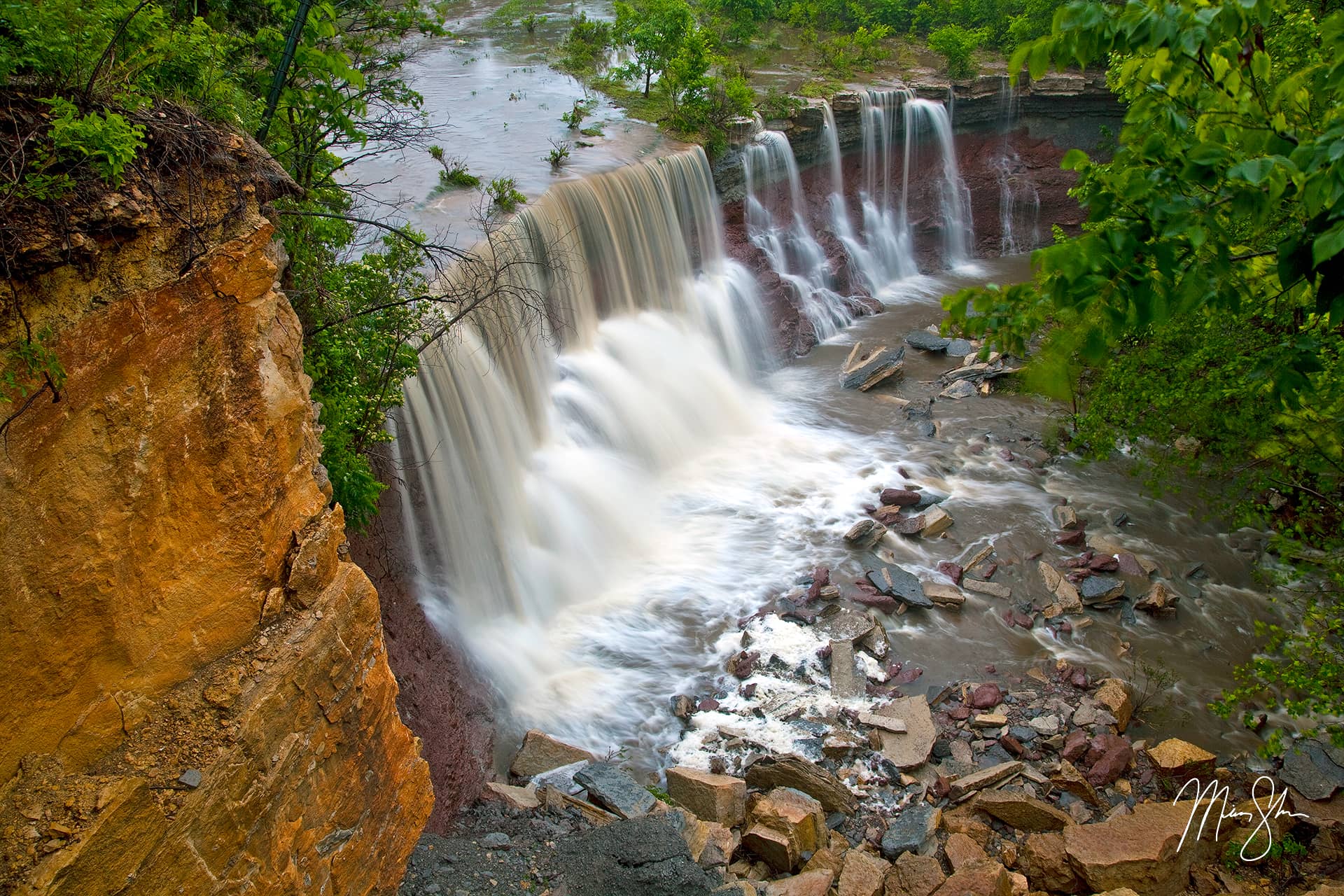 Cowley Falls