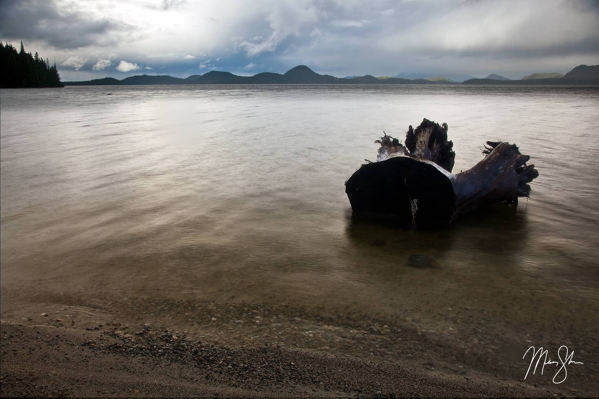 Kennedy Lake on Vancouver Island Kennedy Lake, Vancouver Island