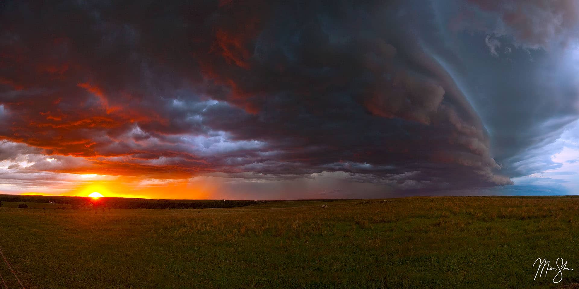 North Central Kansas: Kansas thunderstorms and sunset