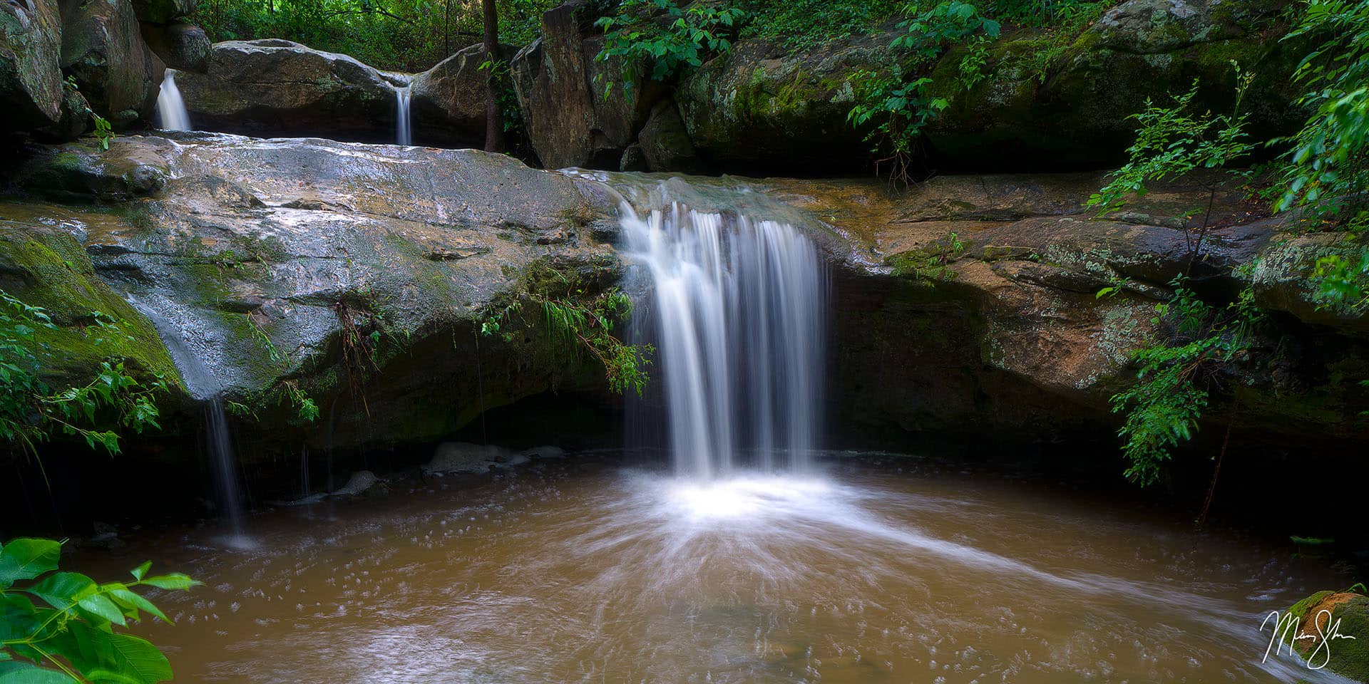 Southeast Kansas Photography: One of Kansas' many waterfalls